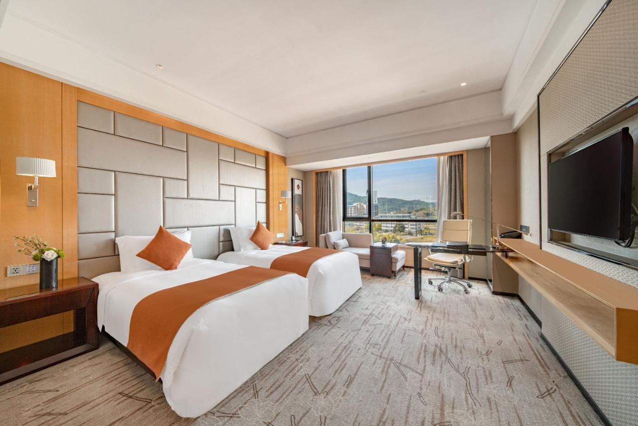 Swissotel Guangzhou Dış mekan fotoğraf