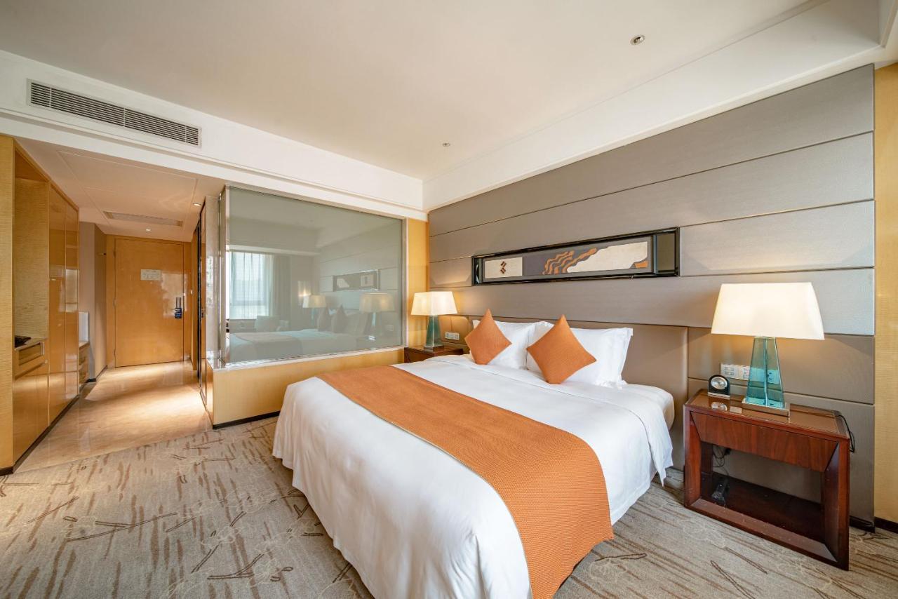 Swissotel Guangzhou Dış mekan fotoğraf