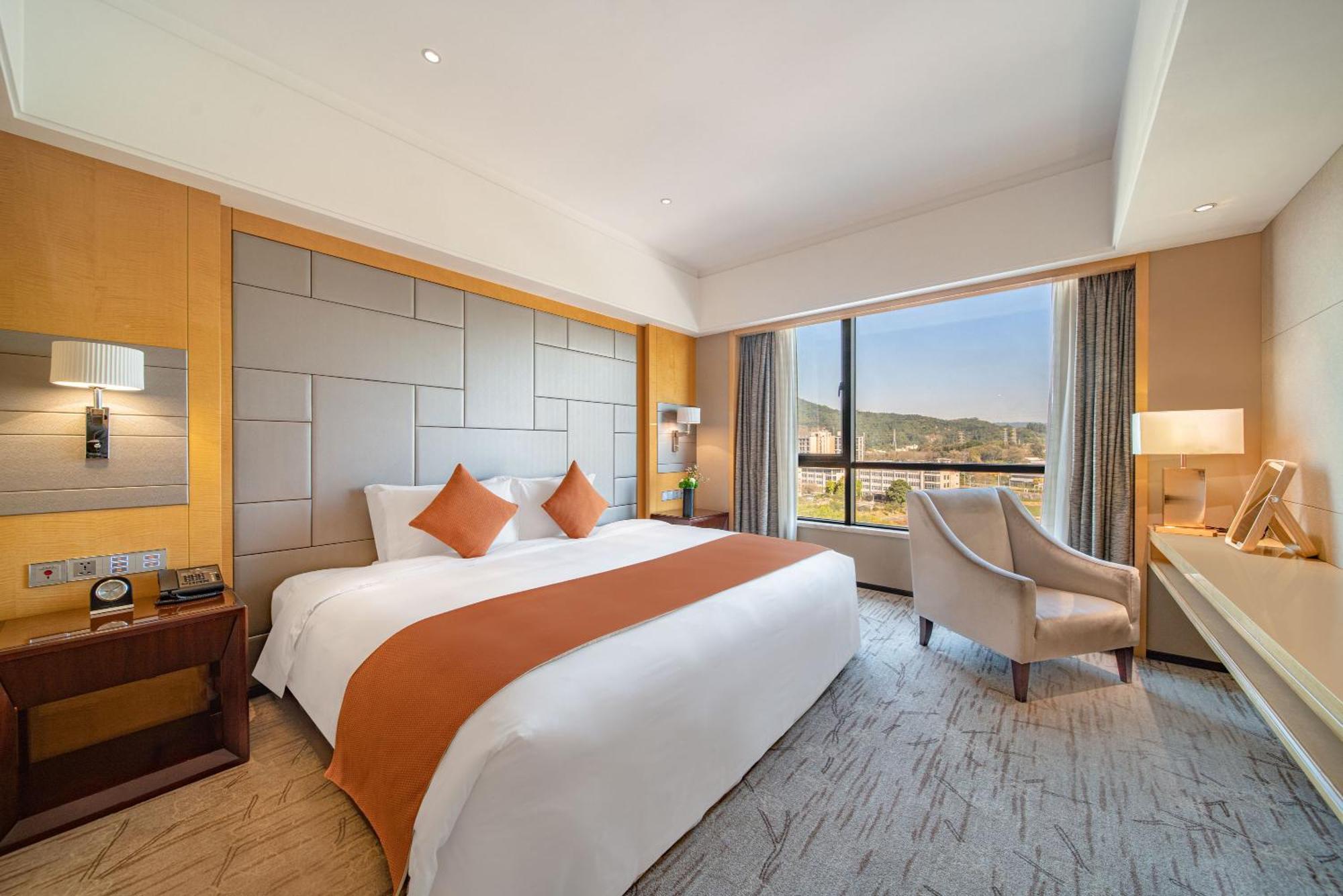 Swissotel Guangzhou Dış mekan fotoğraf